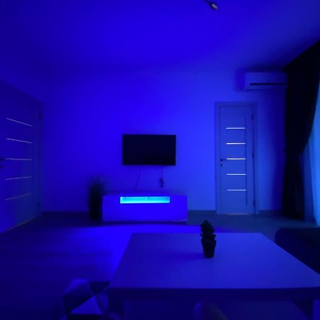 Rose Luxury Apartment Oradea - Felix エクステリア 写真